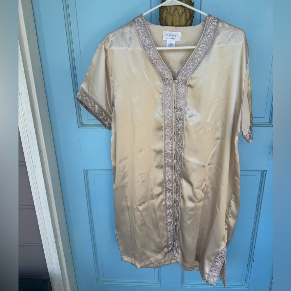 NWT Cabernet Sleepwear Sleepshirt Nightgown size M